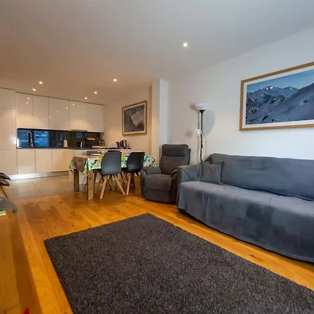 Apartment Grand Paradis B01 - Modern With Great Location