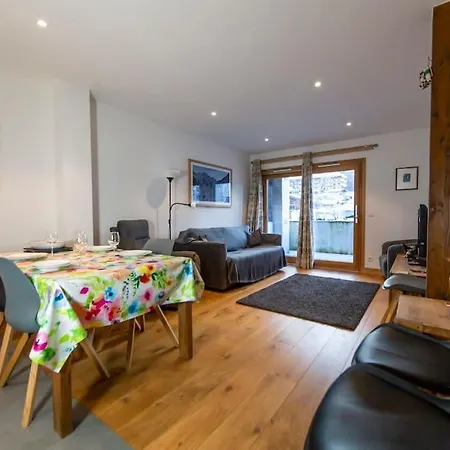 Apartment Grand Paradis B01 - Modern With Great Location