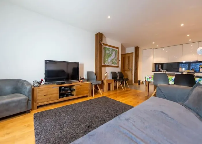 Grand Paradis B01 - Modern With Great Location アパート シャモニー