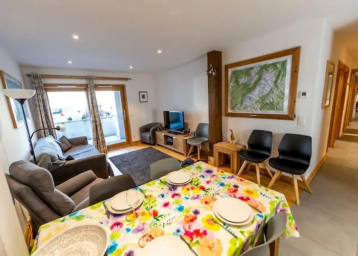 Grand Paradis B01 - Modern With Great Location *